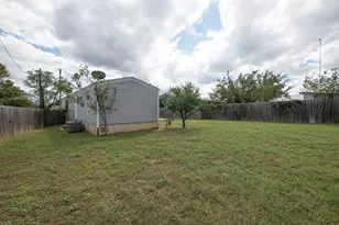 317 Pebble Dr, Buchanan Dam, TX 78609 - Photo 16