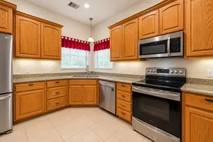 1107 E College St, Llano, TX 78643 - Photo 10