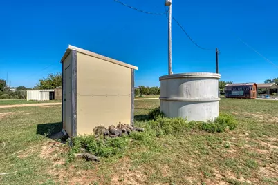 1701 W Rr 152, Llano, TX 78643 - Photo 30