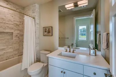 816 Trails Parkway, Horseshoe Bay, TX 78657 - Photo 20