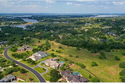816 Trails Parkway, Horseshoe Bay, TX 78657 - Photo 40