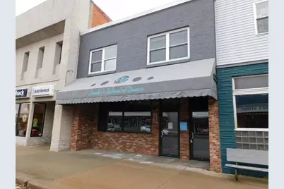 1009 E Main Street, Merrill, WI 54452 - Photo 1