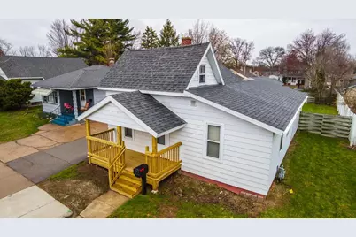 1215 S 9th Avenue, Wausau, WI 54401 - Photo 1