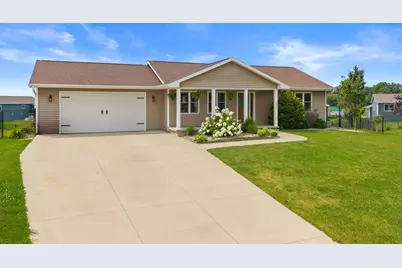 2270 Lensmire Lane, Waupaca, WI 54981 - Photo 1