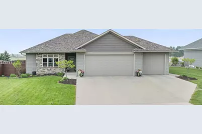 1524 E 20th Street, Marshfield, WI 54449 - Photo 1