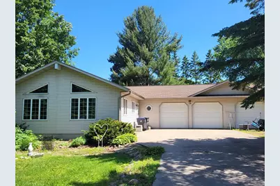 1607 E Cleveland Street, Marshfield, WI 54449 - Photo 1