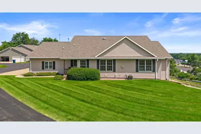 200 Vista Court, Waupaca, WI 54981 - Photo 1