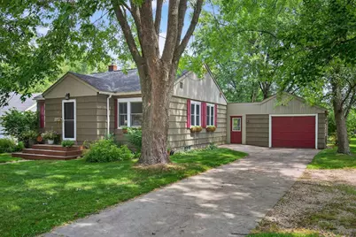 1211 10th Street South, Wisconsin Rapids, WI 54494 - Photo 1