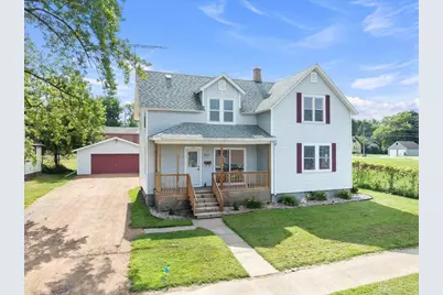1005 S Maple Avenue, Marshfield, WI 54449 - Photo 1