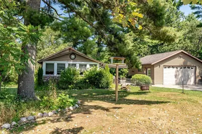 2811 Griffith Avenue, Wisconsin Rapids, WI 54494 - Photo 1