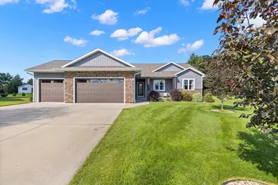 520 Silverleaf Court, Plover, WI 54467 - Photo 1