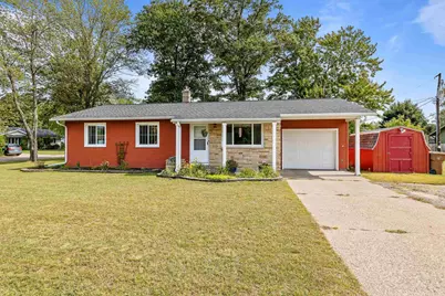 601 Wilshire Boulevard, Stevens Point, WI 54481 - Photo 1