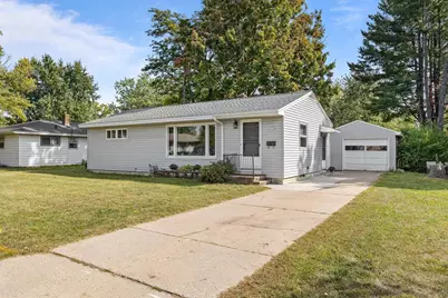 2115 Vermont Avenue, Stevens Point, WI 54481 - Photo 1