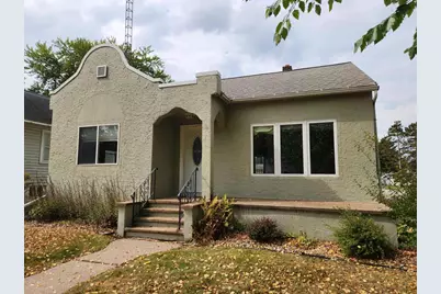 512 N Vine Avenue, Marshfield, WI 54449 - Photo 1