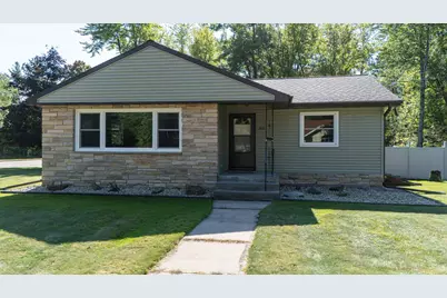 2511 Boles Street, Wisconsin Rapids, WI 54495 - Photo 1