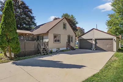971 Williams Street, Wisconsin Rapids, WI 54494 - Photo 1