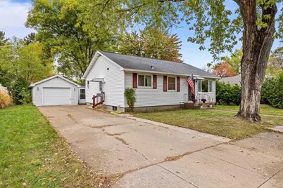 321 18th Street North, Wisconsin Rapids, WI 54494 - Photo 1