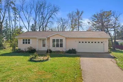 421 McKinley Court, Amherst, WI 54406 - Photo 1