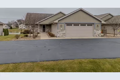 2219 Bryce Lane #Unit 8A, Kronenwetter, WI 54455 - Photo 1