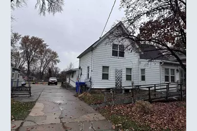 218 Calumet Street, Appleton, WI 54915 - Photo 1