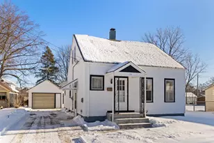 718 Maiden Ln, Shawano, WI 54166 - Photo 1