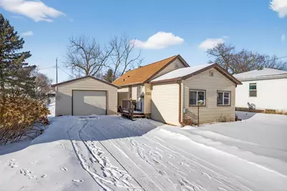 241 16th Avenue North, Wisconsin Rapids, WI 54495 - Photo 1