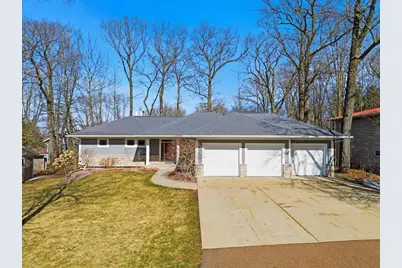 1137 W Ridge Road, Marshfield, WI 54449 - Photo 1