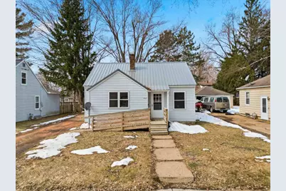 1012 S Severns Avenue, Marshfield, WI 54449 - Photo 1
