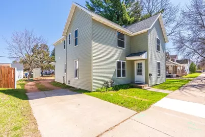 225 N 4th Avenue, Wausau, WI 54401 - Photo 1