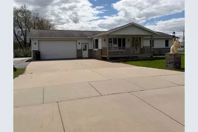 3028 Popp Avenue, Marshfield, WI 54449 - Photo 1