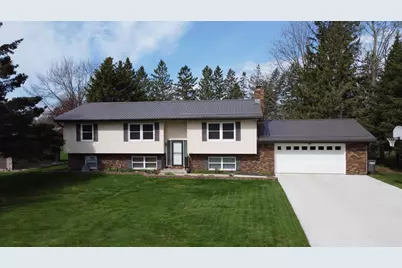 218 Fairland Street, Antigo, WI 54409 - Photo 1
