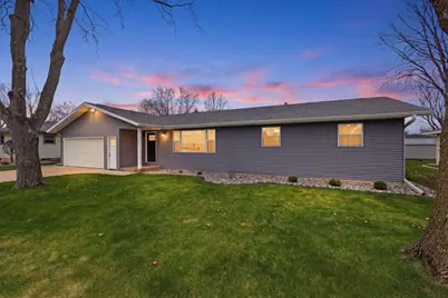 1427 E 29th Street, Marshfield, WI 54449 - Photo 1