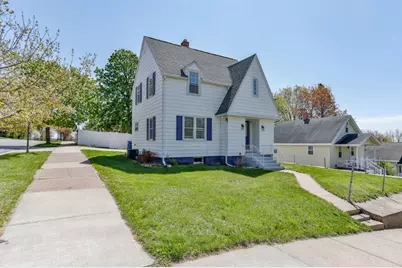 303 S 9th Avenue, Wausau, WI 54401 - Photo 1