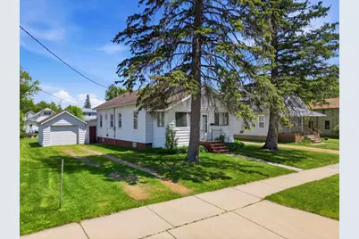607 W Arnold Street, Marshfield, WI 54449 - Photo 1