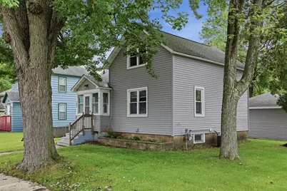 451 N 9th Avenue, Wisconsin Rapids, WI 54495 - Photo 1