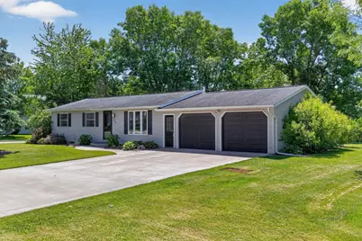111 W Elm Street, Abbotsford, WI 54405 - Photo 1