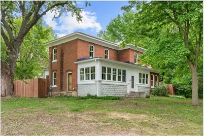 410 Highland View, Houlton, WI 54082 - Photo 1