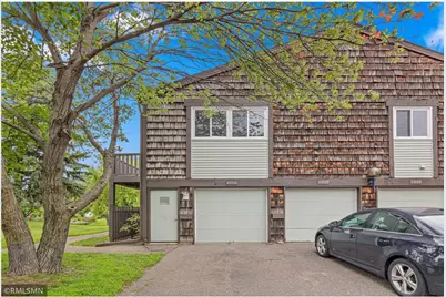 4968 Grenwich Trail, Oakdale, MN 55128 - Photo 1