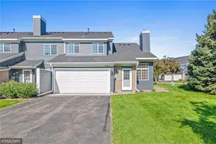 1870 Donegal Dr, Woodbury, MN 55125 - Photo 1