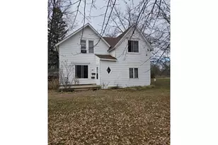343 N Green Ave, New Richmond, WI 54017 - Photo 1
