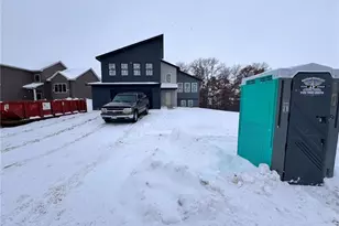 231 Eagle Ridge Dr, Roberts, WI 54023 - Photo 1