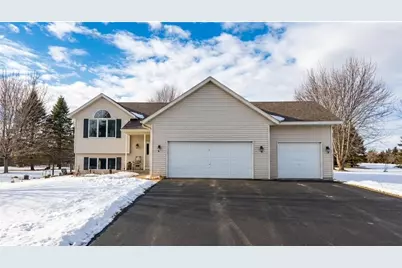602 Summerfield Circle, Hudson Township, WI 54016 - Photo 1