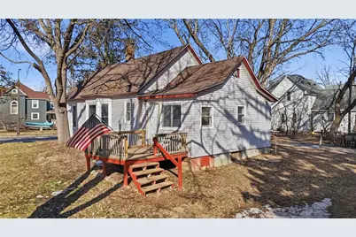 250 W 4th Street, New Richmond, WI 54017 - Photo 1