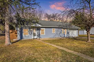 735 Montana Ave, New Richmond, WI 54017 - Photo 1