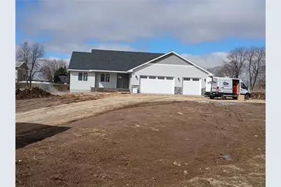 918 County Road T, Hammond, WI 54015 - Photo 1