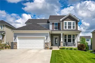 5420 Southridge Cir, Woodbury, MN 55129 - Photo 1