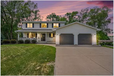 685 Flora Square, Prescott, WI 54021 - Photo 1