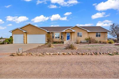 1520 W Calle Del Santo Dr, Pueblo West, CO 81007 - MLS 200829 - Coldwell  Banker