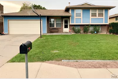 17 Glenroyal Dr, Pueblo, CO 81005 - Photo 1