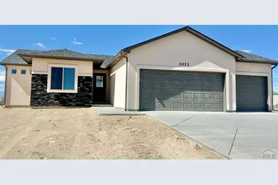 1013 N Kirkwood Dr, Pueblo West, CO 81007 - Photo 1